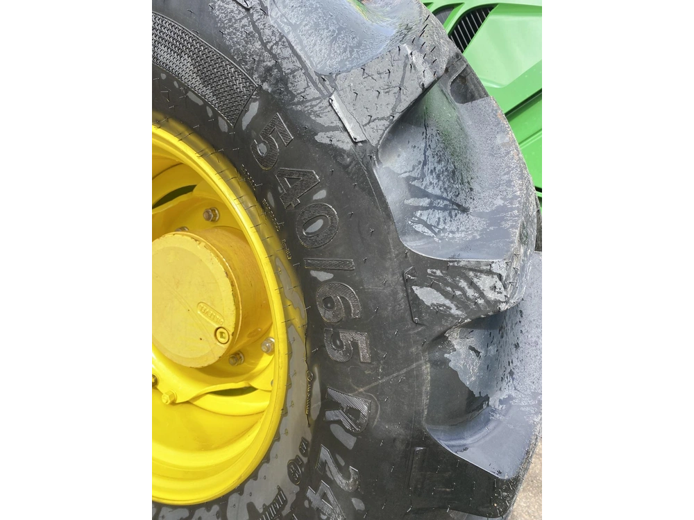 2022 John Deere 6155r alt