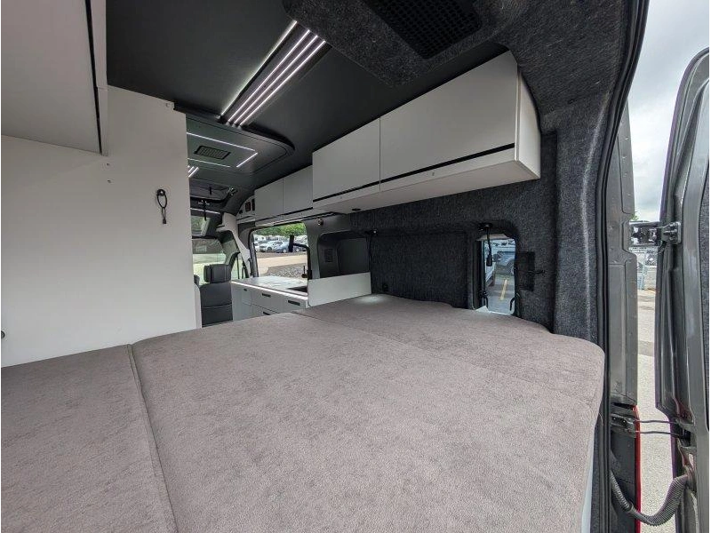 Grand Design Lineage Lvt1 2027 alt