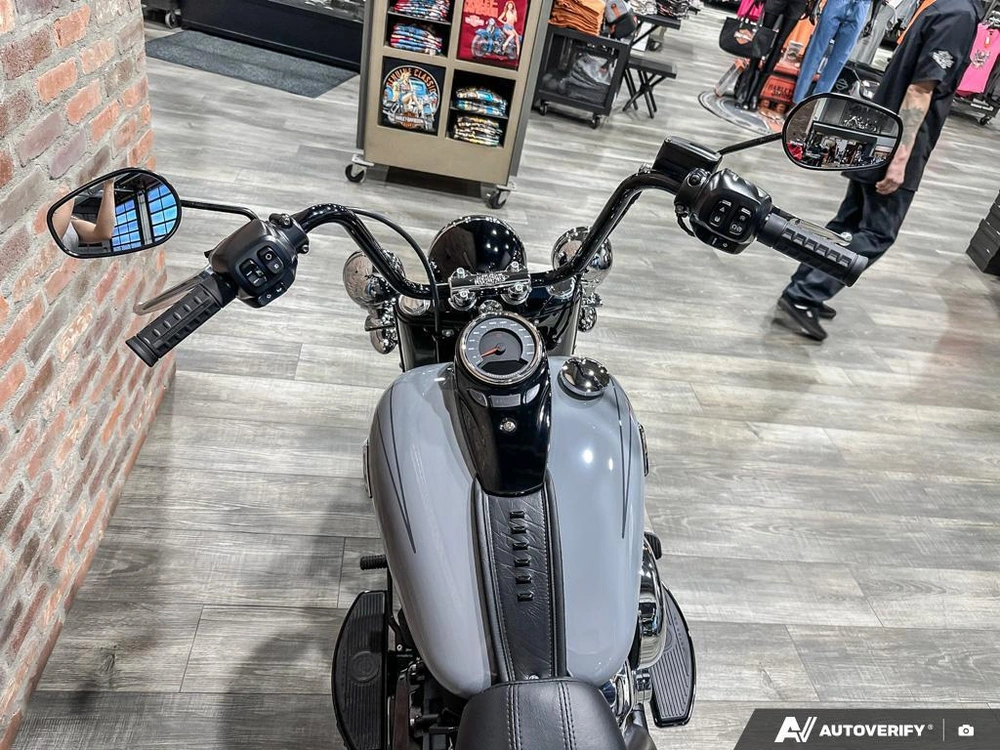 2026 Harley-davidson Heritage Classic alt