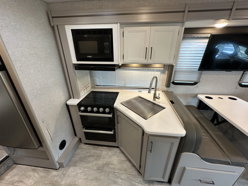 Thor Echelon Lc28 2025 alt