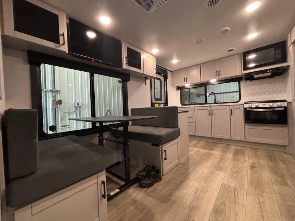 Jayco Jay Feather 23rk 2026 alt