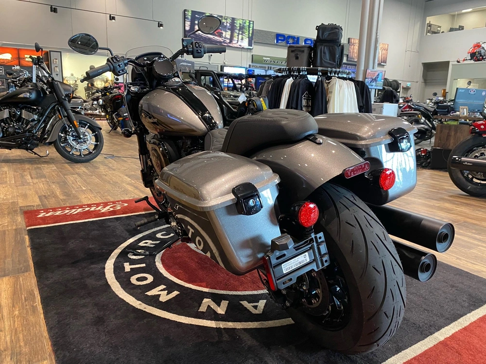 2026 Indian Motorcycle Sport Chief Rt - Heavy Metal alt
