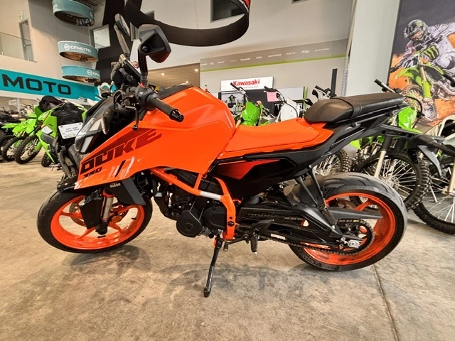 2024 Ktm Duke 390 Duke 390 Duke390 390duke 390 Bas Km alt