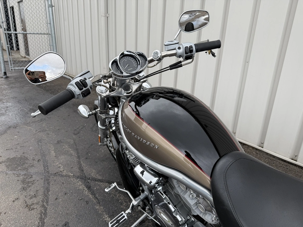 2004 Harley-davidson V-rod alt