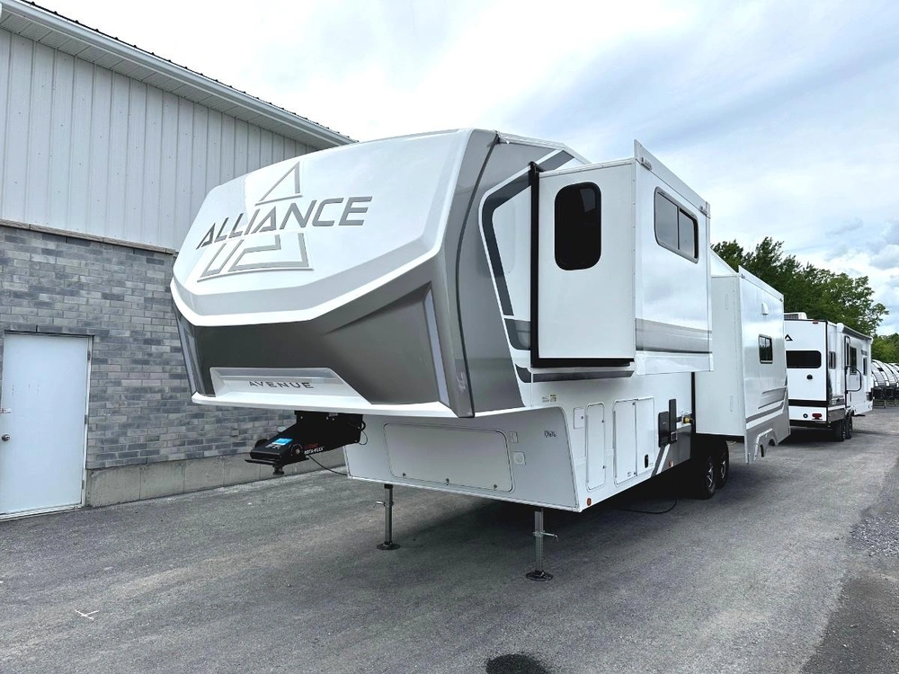 Alliance Rv Avenue 32rls 2027 alt
