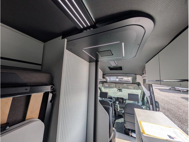 Grand Design Lineage Lvt1 2027 alt