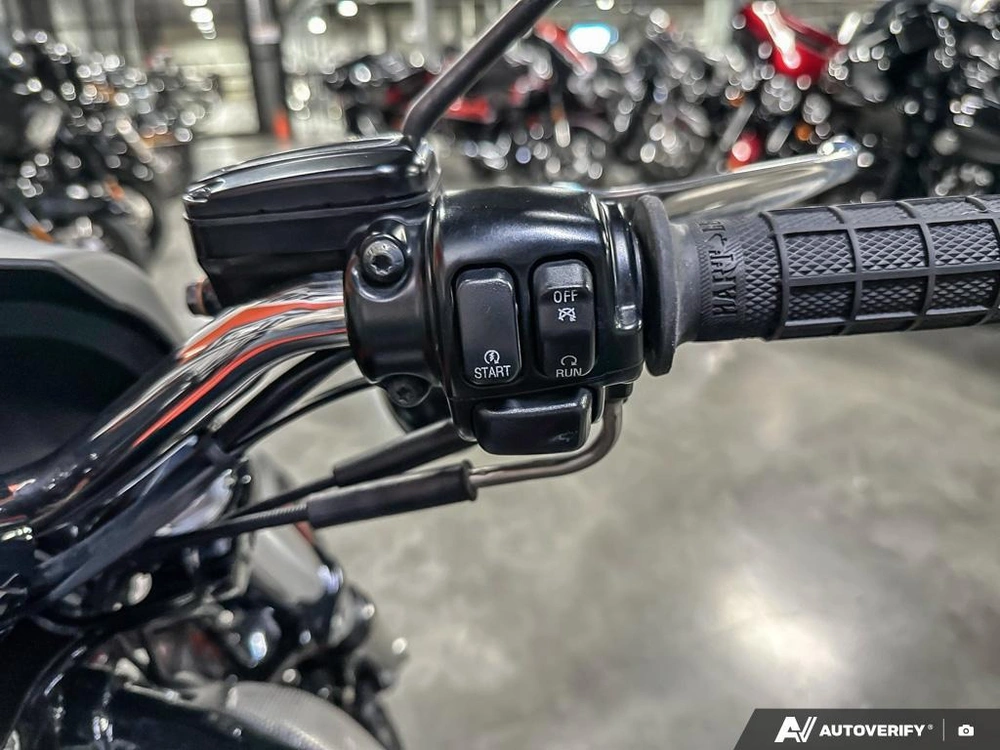 2011 Harley-davidson Night Rod Special alt