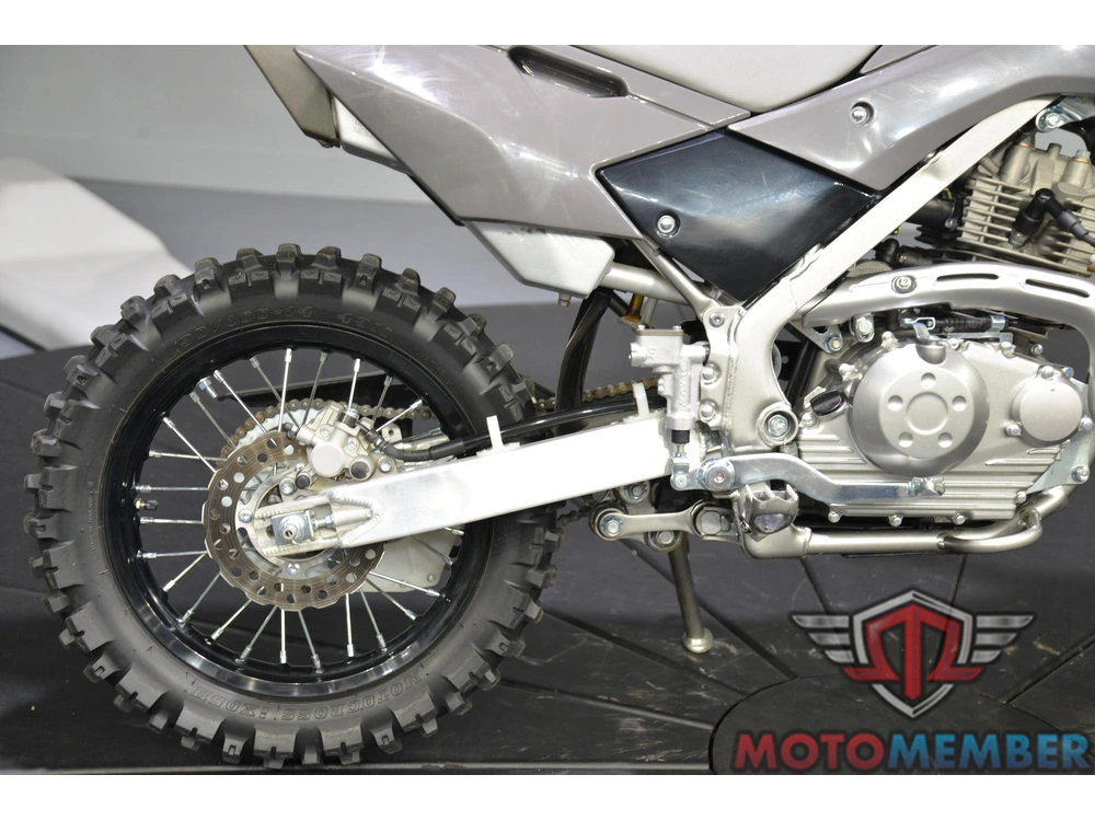 2024 Kawasaki Klx 140r alt