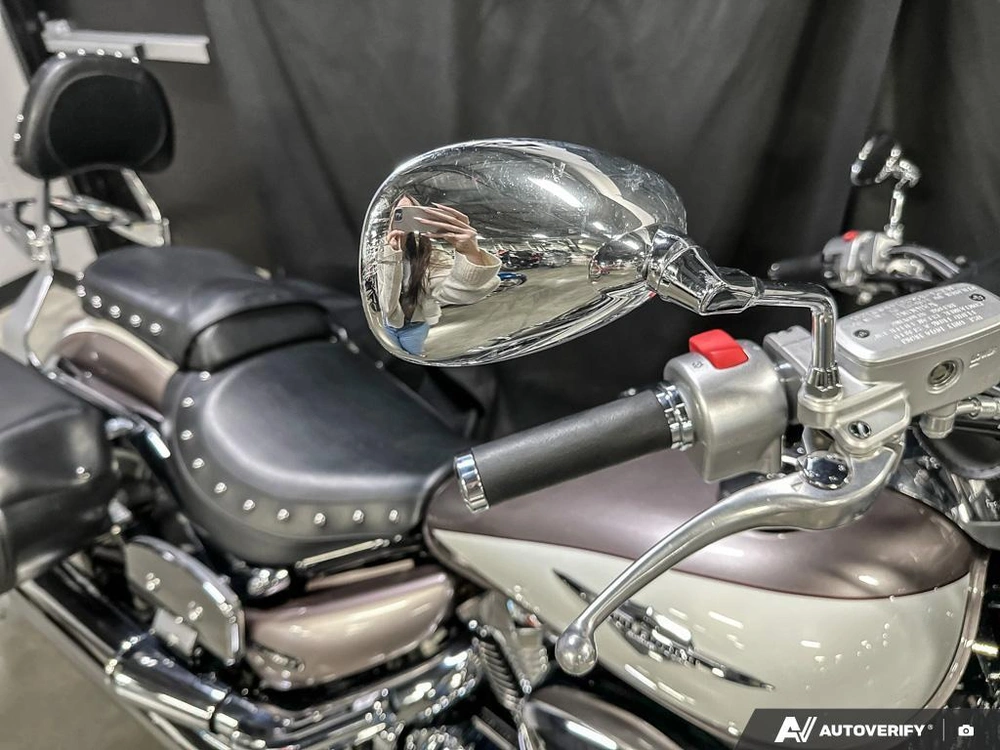 2009 Suzuki C109rt alt