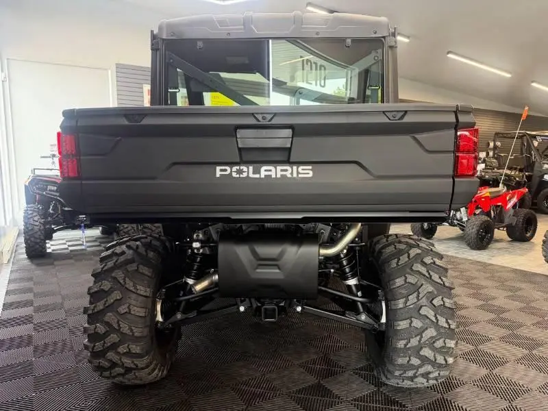 2027 Polaris RANGER XP 1000 AVEC CAB