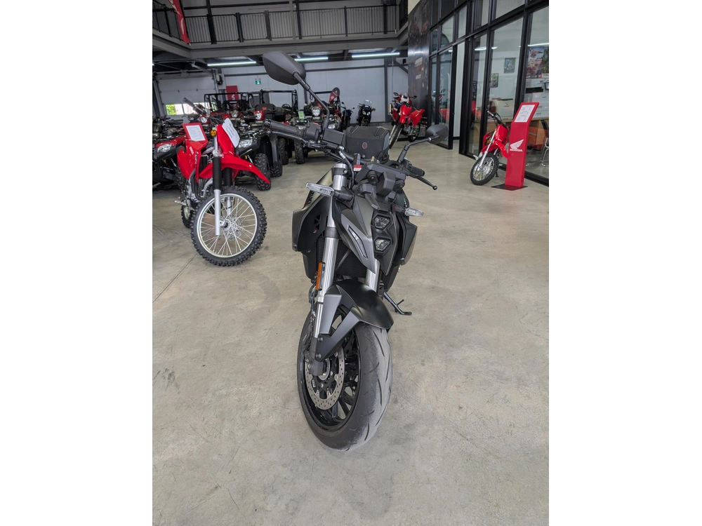 Suzuki Gsx-8s Gsxs-800 2023 alt