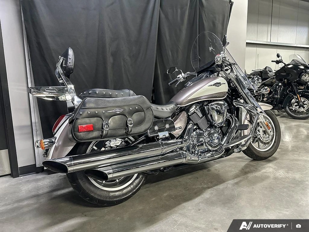 2009 Suzuki C109rt alt