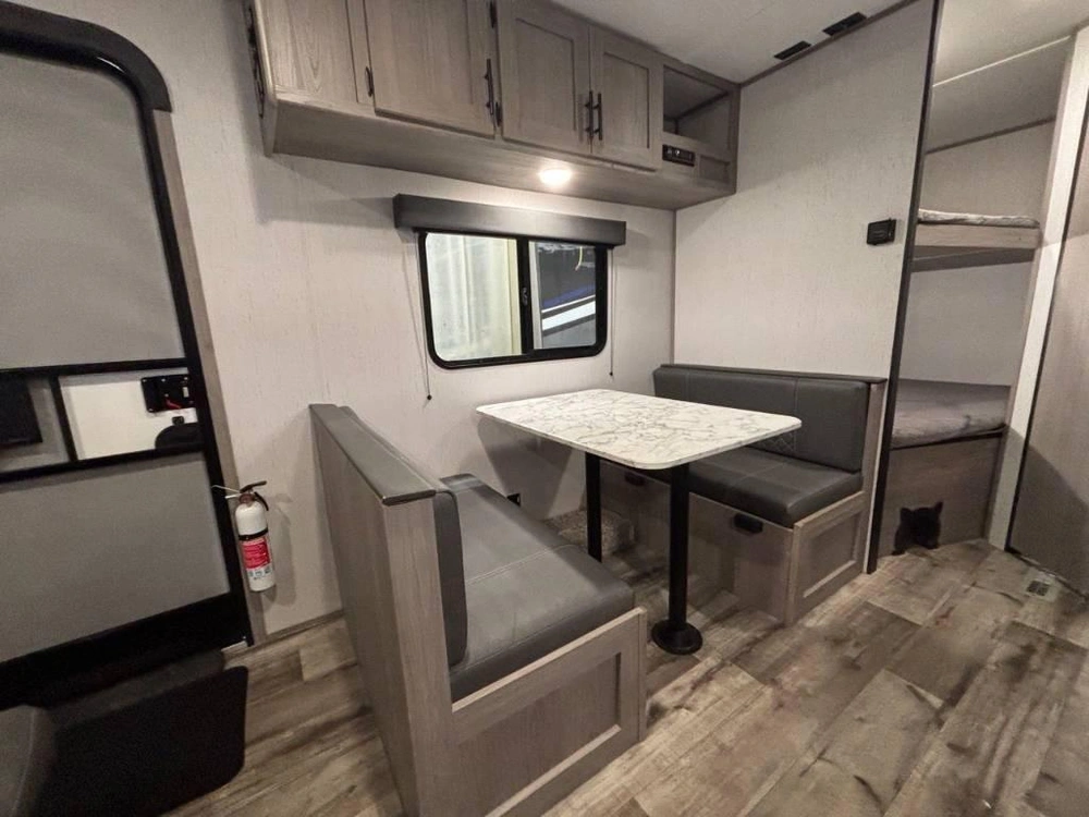 Dutchmen Coleman 274bh 2022 alt