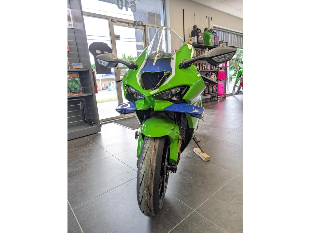 Kawasaki Ninja Zx-10r 2026 alt