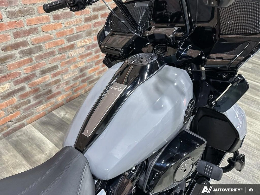 2026 Harley-davidson Road Glide Limited alt