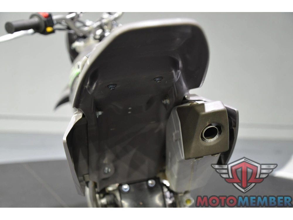 2024 Kawasaki Klx 140r alt