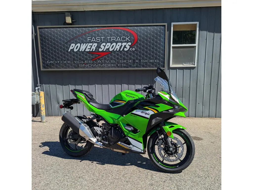 2025 Kawasaki Ninja 500 SE KRT Edition 