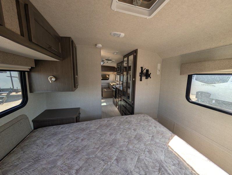 2027 Bigfoot rv Bigfoot
