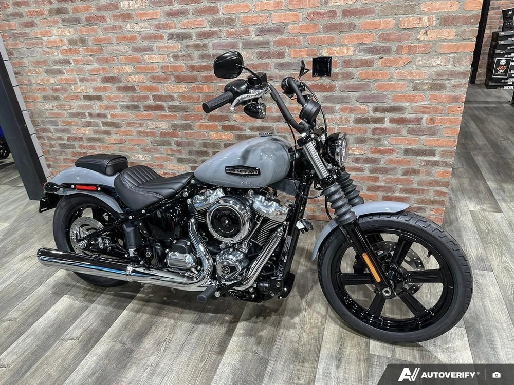 2026 Harley-davidson Street Bob alt
