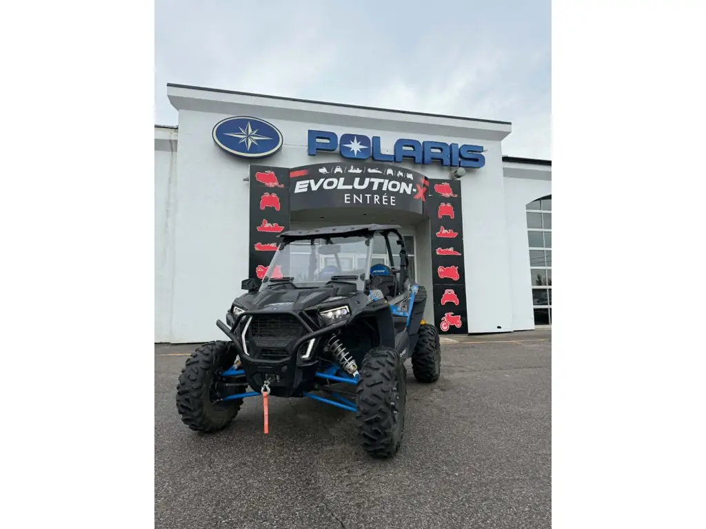 Polaris RZR XP1000 PREMIUM 2022