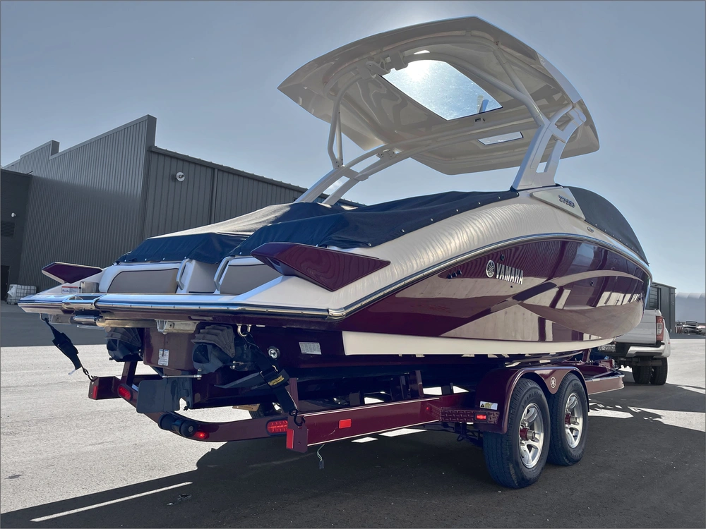 2021 Yamaha 275sd alt
