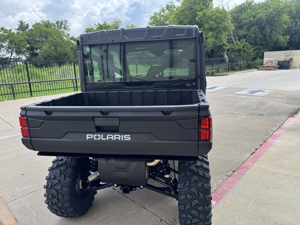 2027 Polaris Ranger Crew Xp 1000 Cab alt