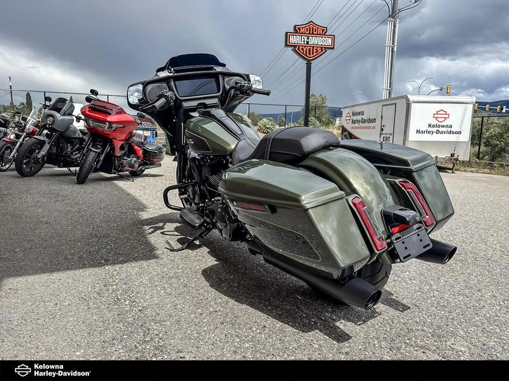 2026 Harley-davidson Flhx - Street Glide® alt