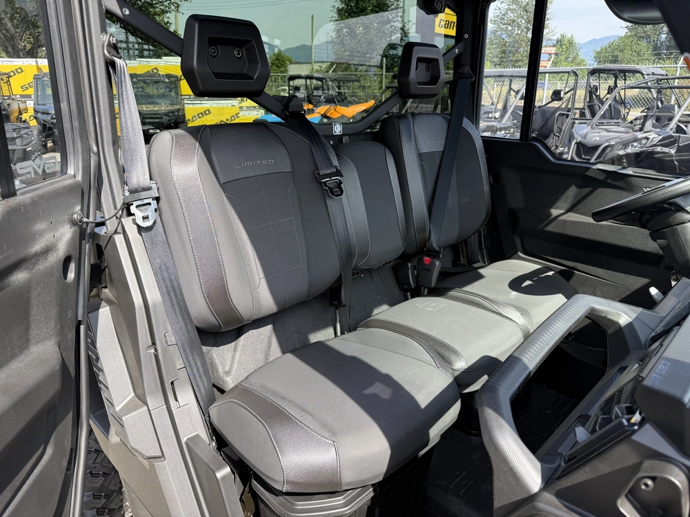 2026 Can-am Defender Limited Cab Hd11 alt