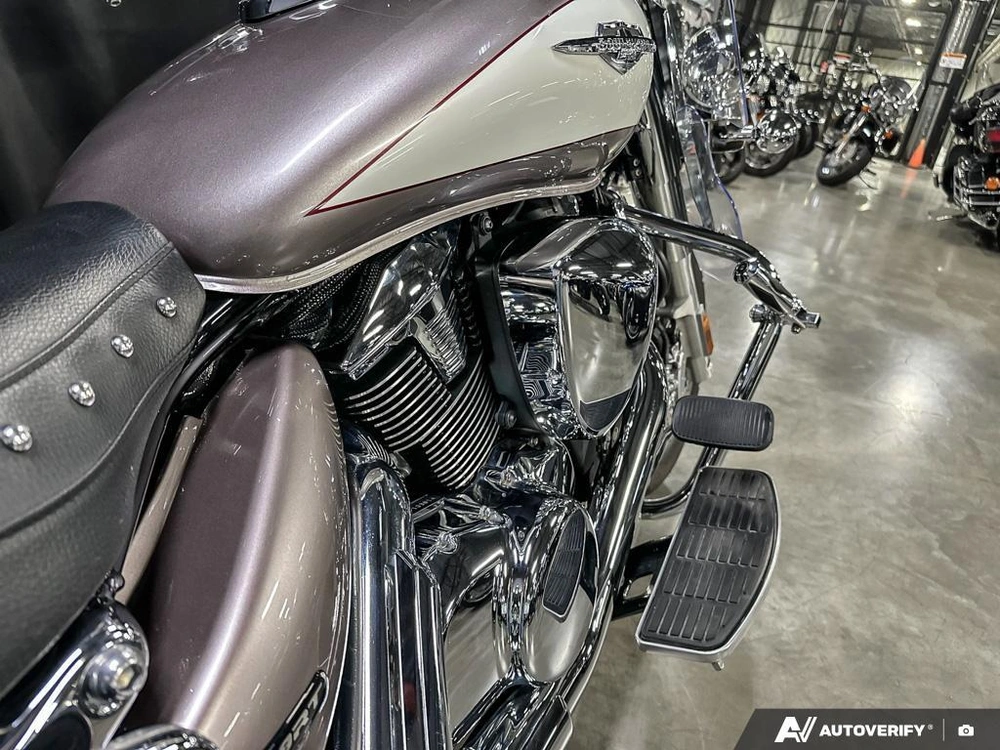2009 Suzuki C109rt alt