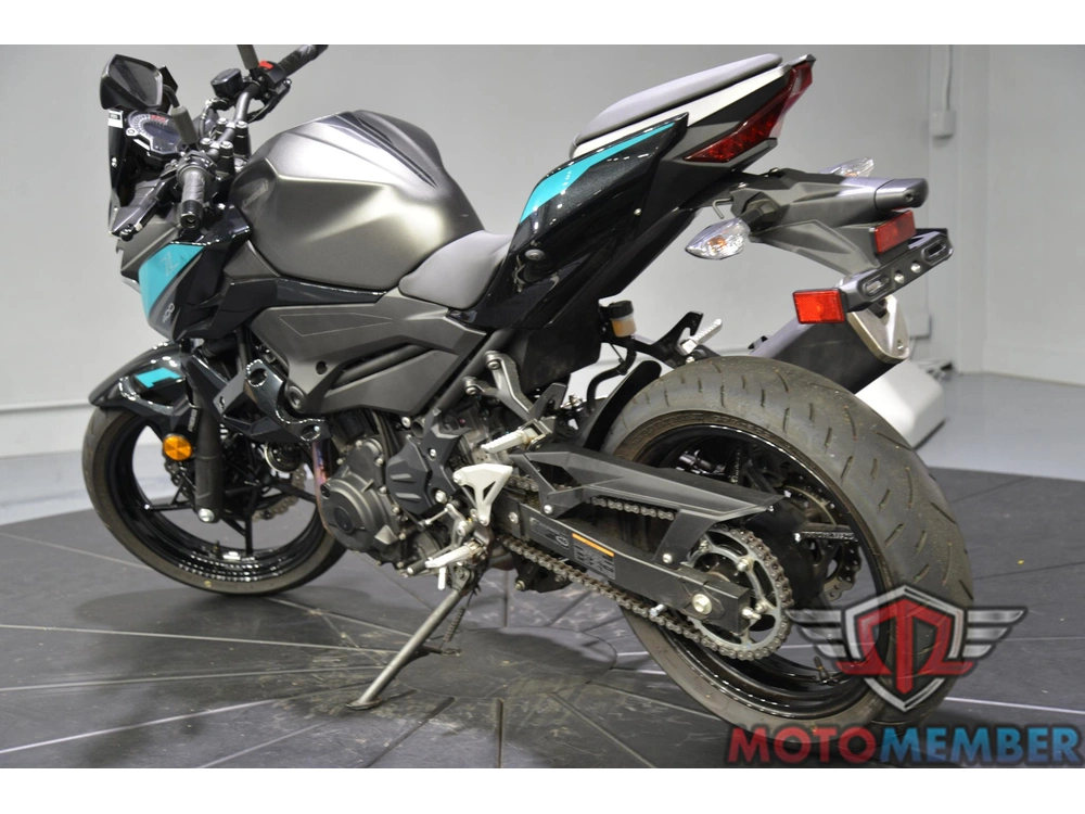 2023 Kawasaki Z400 Abs alt