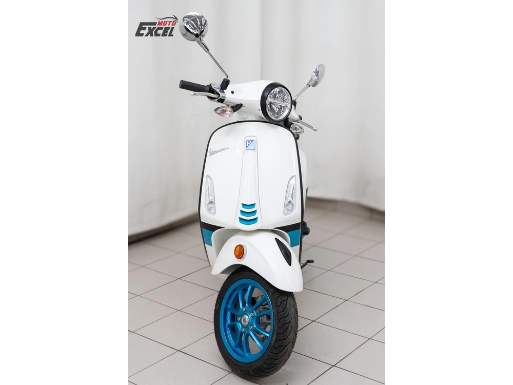 2023 Vespa Primavera Se alt
