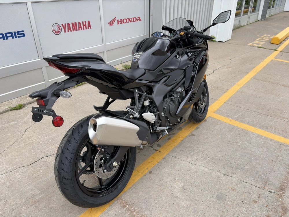 2026 Kawasaki Ninja Zx-4r alt