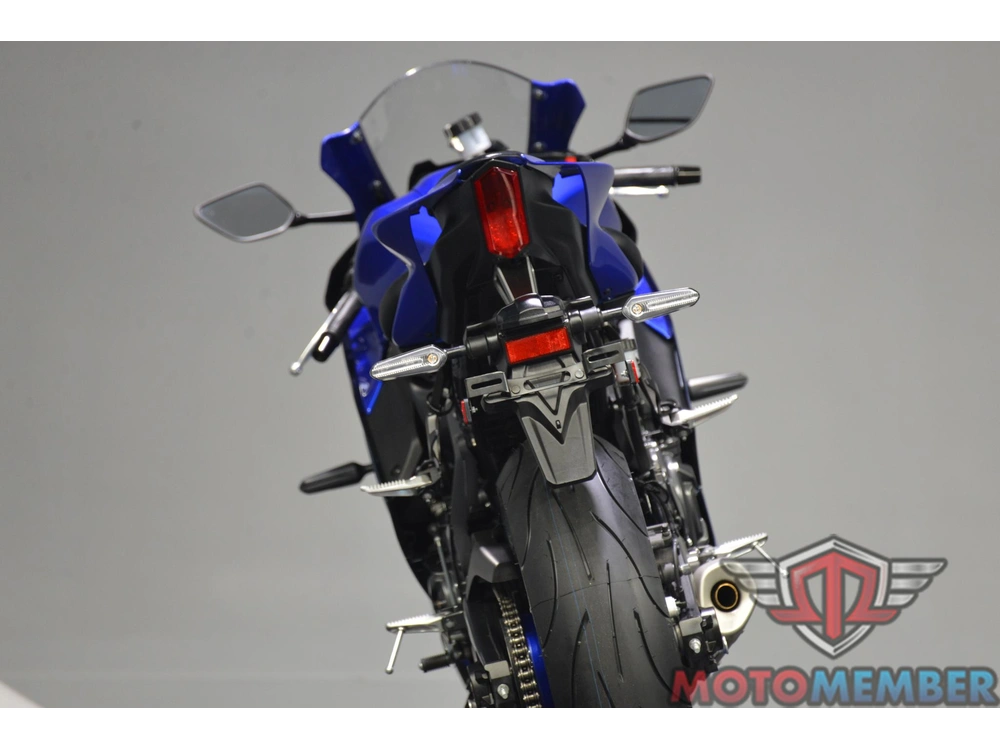 2022 Yamaha Yzf-r7 alt