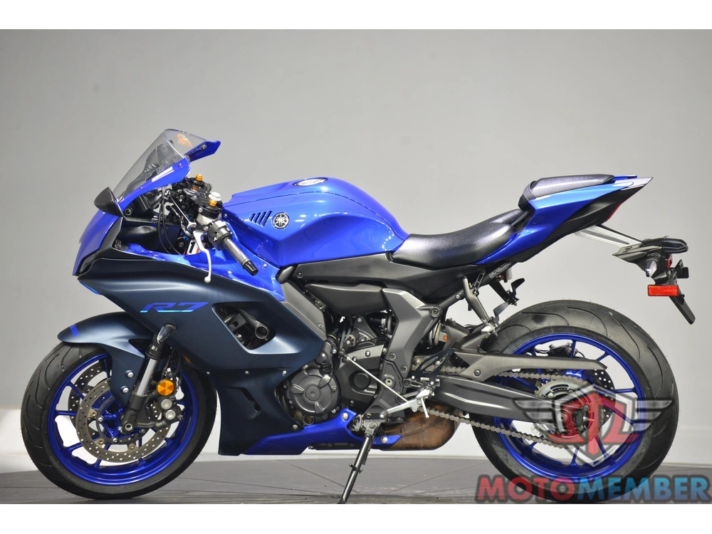 2022 Yamaha Yzf-r7 alt