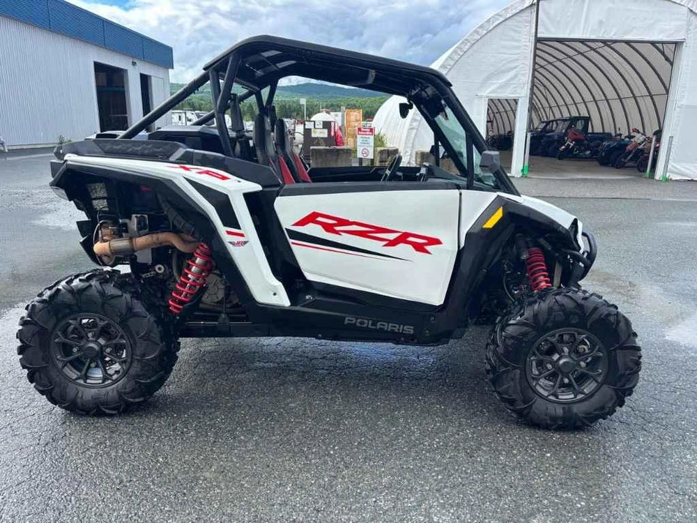 Polaris Rzr Xp 1000 Premium 2024 alt