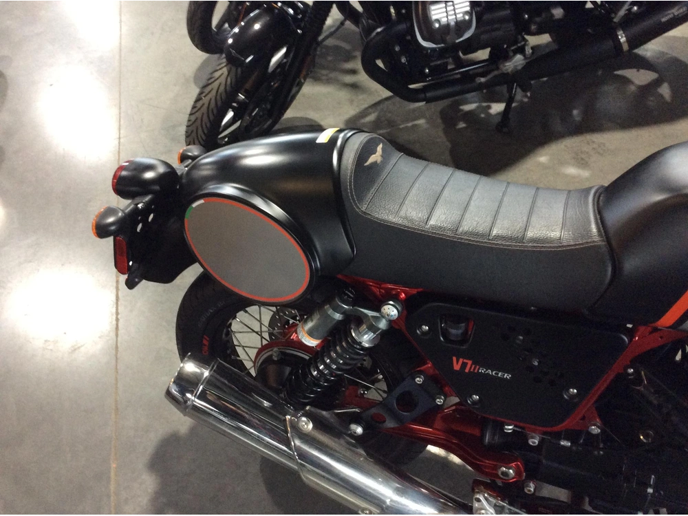 2016 Moto Guzzi V7 Ii Racer Abs alt