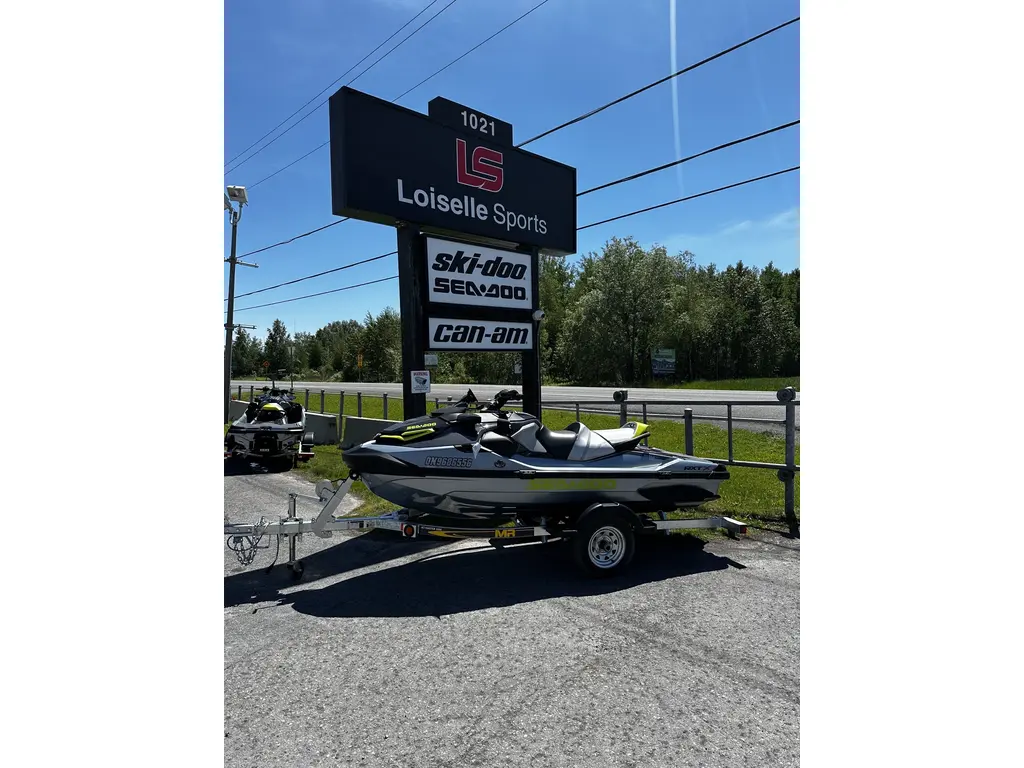 sea-doo RXT X 325 W/SOUND 2025
