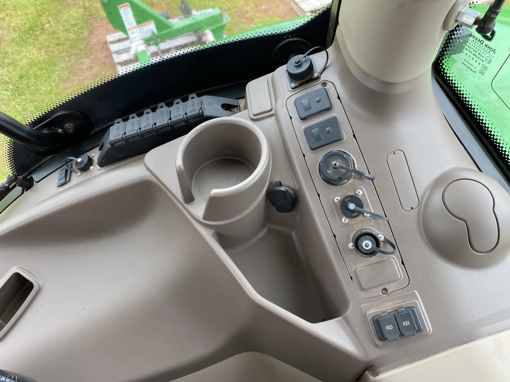 2022 John Deere 6155r alt