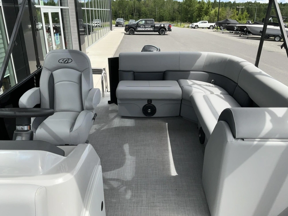 Bentley Le 180 Cr 2026 alt