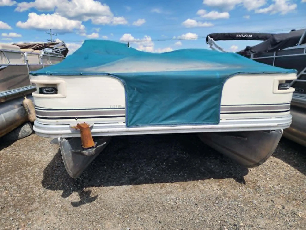 2003 Bennington Marine 2275 Fdi alt