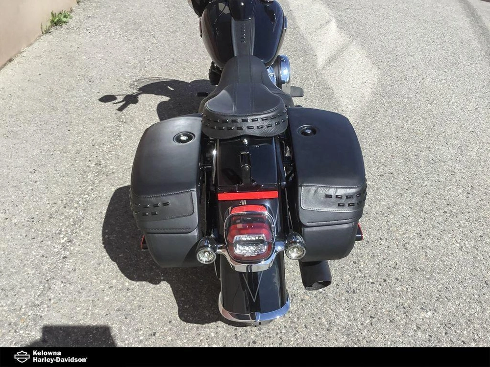 2026 Harley-davidson Flhc - Heritage Classic alt
