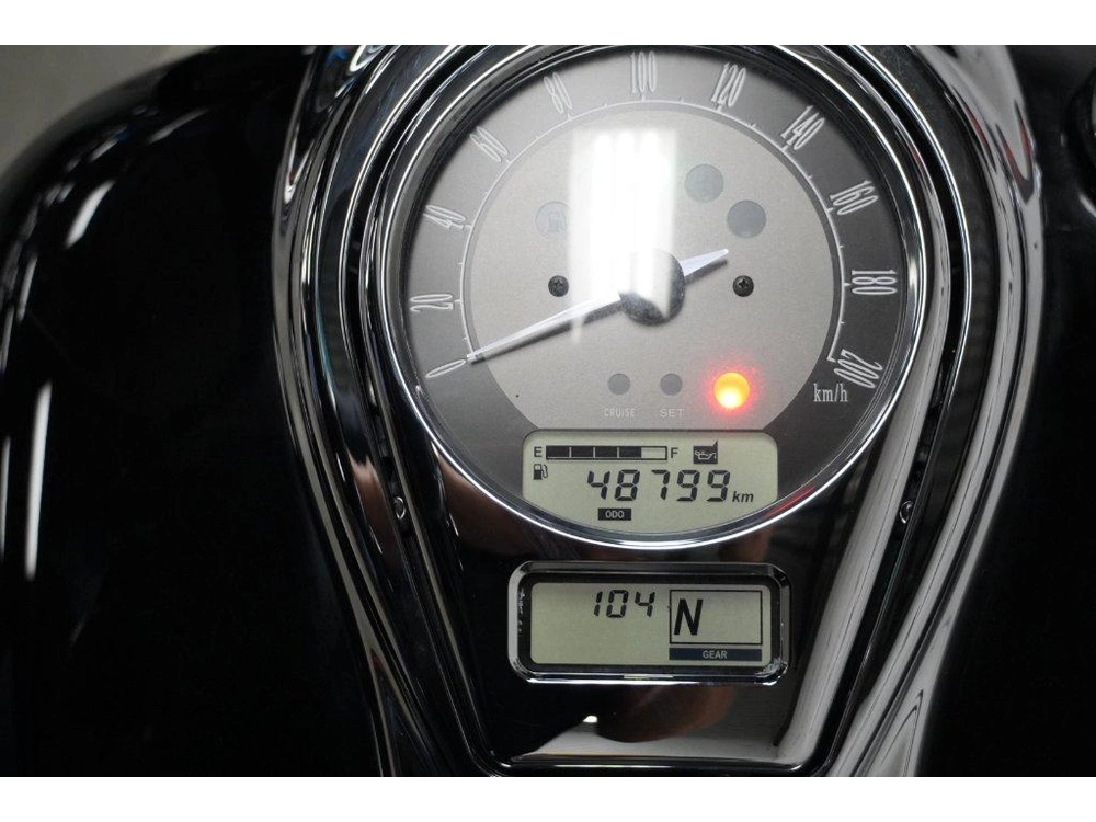 Kawasaki Vulcan 1700 Nomad 2010 — photo 6