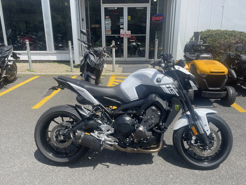 Yamaha Fz 09 2017 alt
