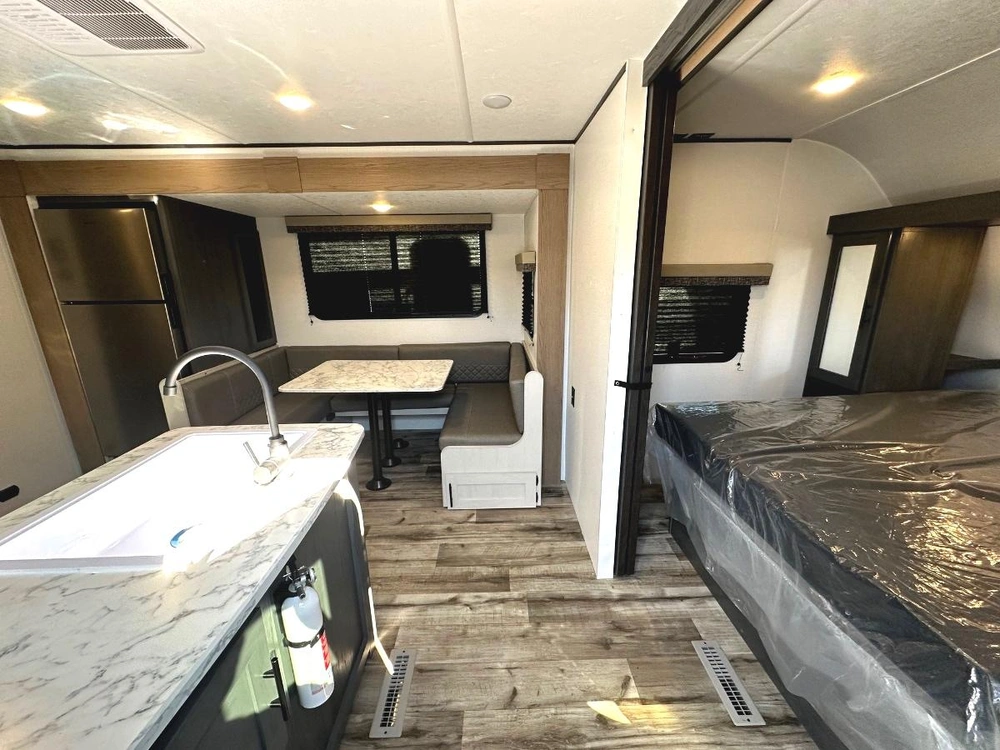 Dutchmen Aspen Trail 23bh 2026 alt