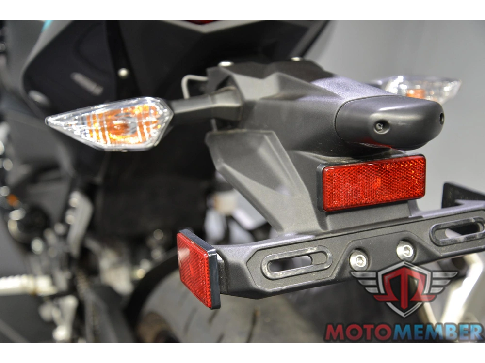2023 Kawasaki Z400 Abs alt