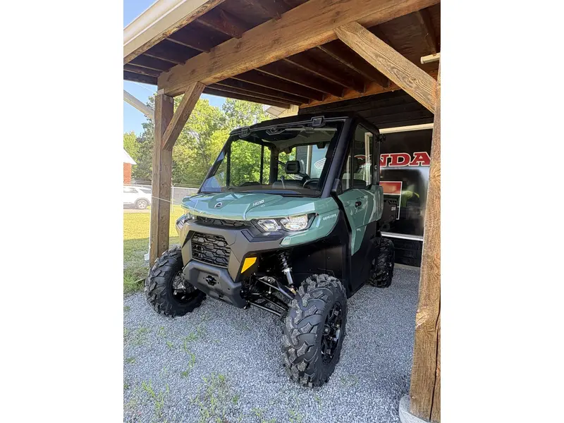 2026 Can-am Def Dps Cab 65 Hd10 alt