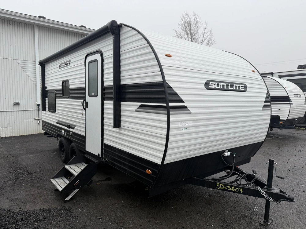 2027 Sunset Park Rv Sunlite Limited 21db alt