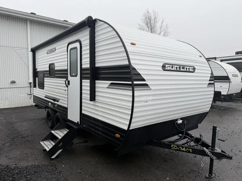 2027 Sunset Park RV Sunlite Limited 21DB