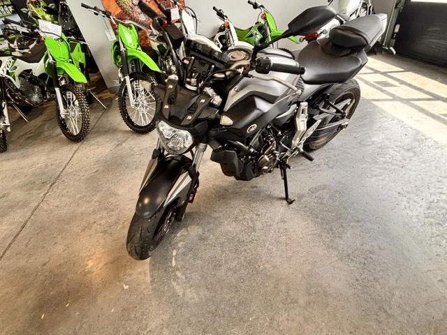 2015 Yamaha Fz07 Fz07 Fz 07 Bon État Z650 alt