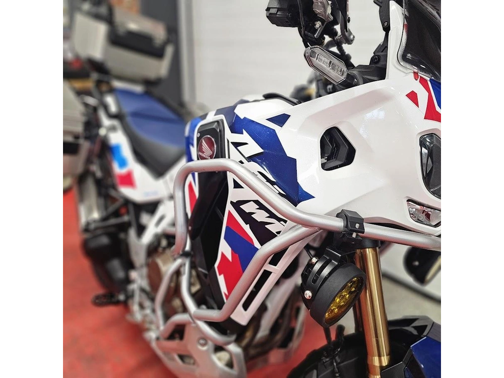 2024 Honda Africa Twin Adventure Sports alt